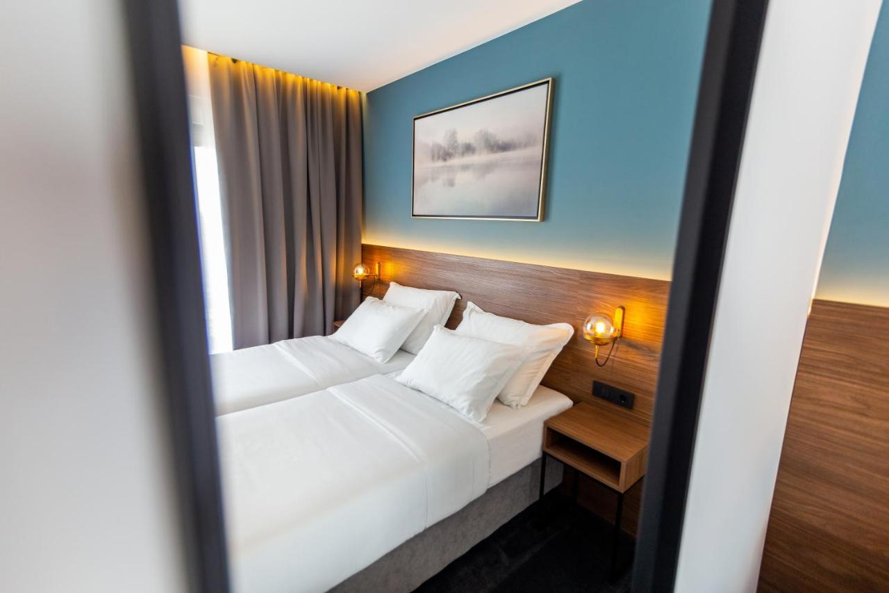 Boutique Rooms 76 Имотски Экстерьер фото